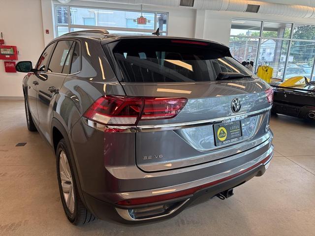 Photo of 2022 Platinum Gray Metallic Volkswagen Atlas Cross Sport