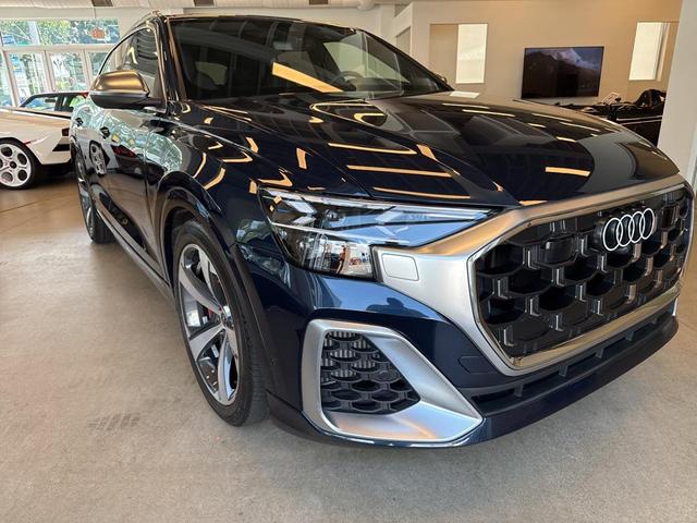 Photo of 2024 Blue Metallic Audi SQ8