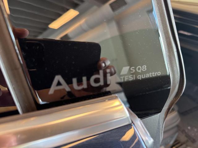 Photo of 2024 Blue Metallic Audi SQ8