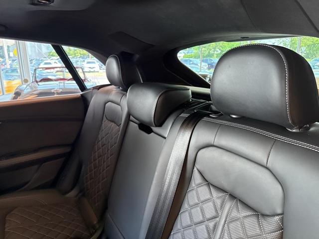 Photo of 2024 Blue Metallic Audi SQ8