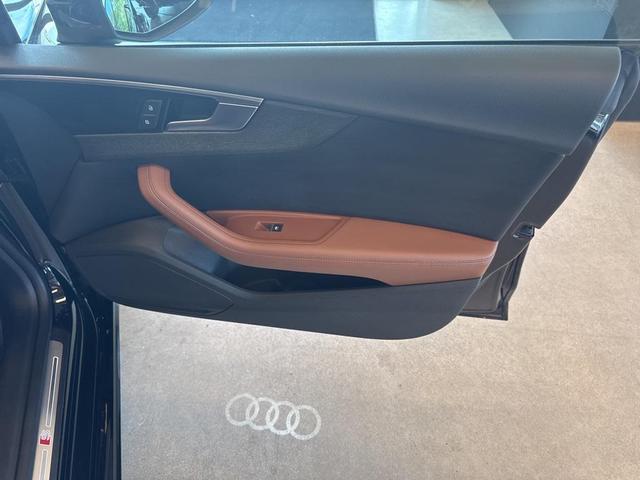 Photo of 2022 Black Metallic Audi A5 Sportback