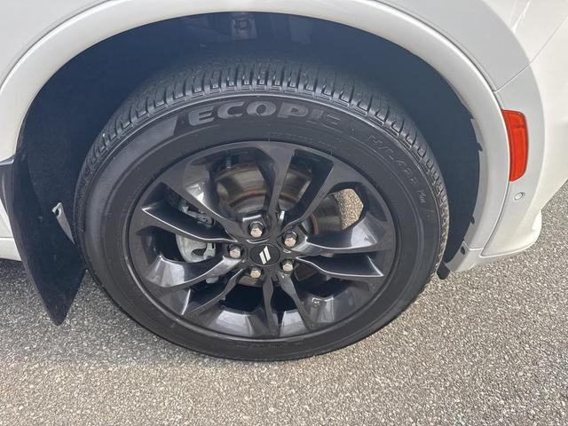 Photo of 2025 White Knuckle Clearcoat Dodge Durango