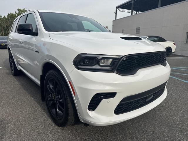 Photo of 2025 White Knuckle Clearcoat Dodge Durango
