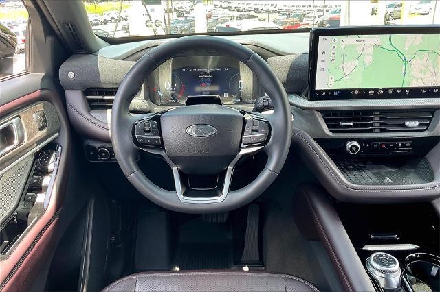 Photo of 2025 AGATE BLACK METALLIC Ford Explorer