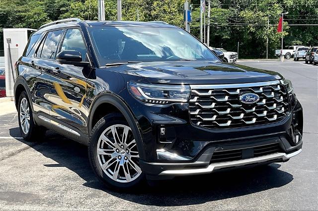 Photo of 2025 AGATE BLACK METALLIC Ford Explorer