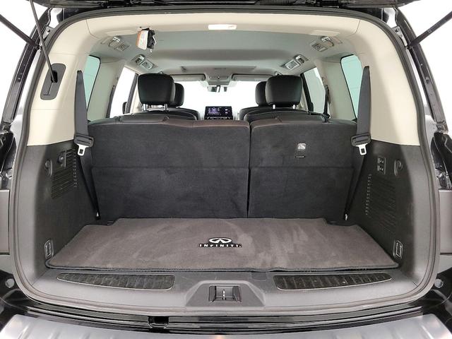 Photo of 2023 Black INFINITI QX80