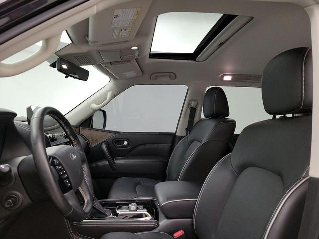 Photo of 2023 Black INFINITI QX80