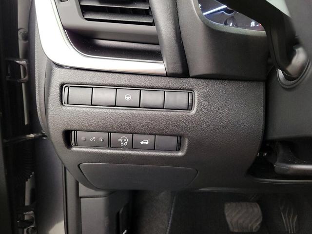 Photo of 2024 Gray Nissan Rogue