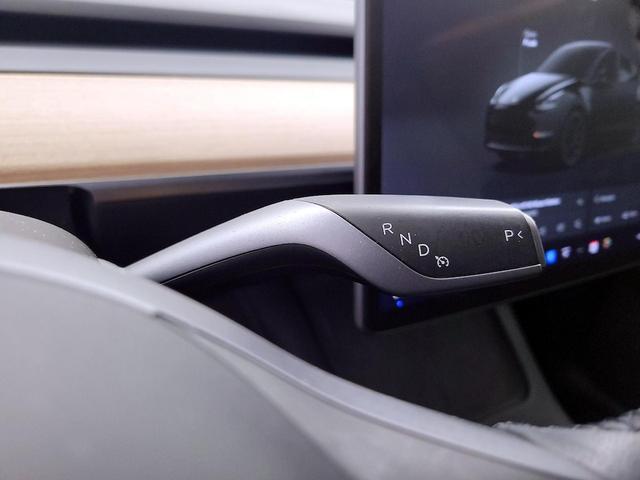 Photo of 2022 Black Tesla Model Y