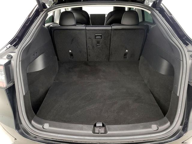 Photo of 2022 Black Tesla Model Y