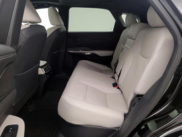 Photo of 2023 Black Lexus RX 350
