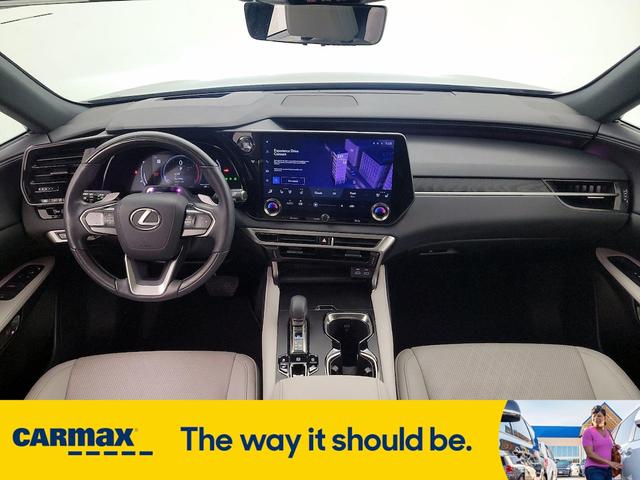 Photo of 2023 Black Lexus RX 350