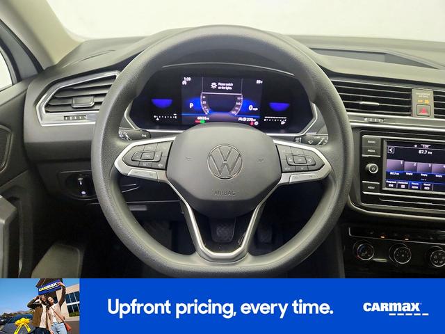 Photo of 2022 White Volkswagen Tiguan