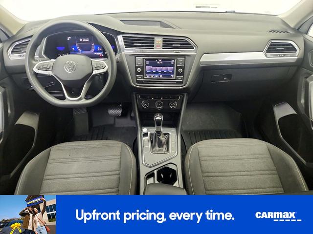 Photo of 2022 White Volkswagen Tiguan
