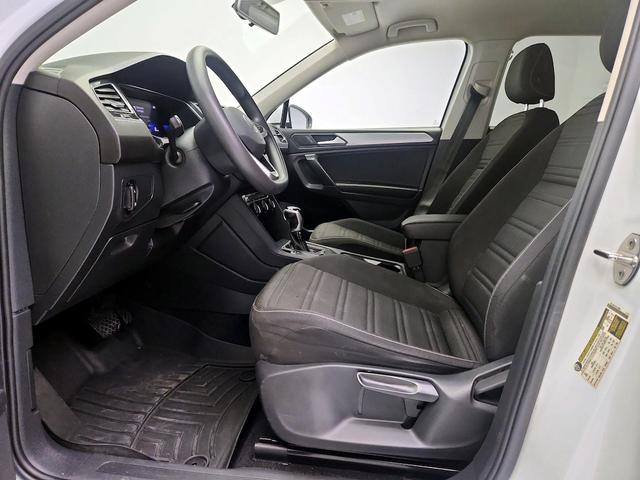 Photo of 2022 White Volkswagen Tiguan