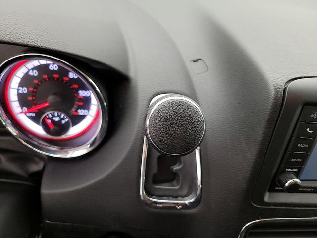Photo of 2019 Blue Dodge Grand Caravan