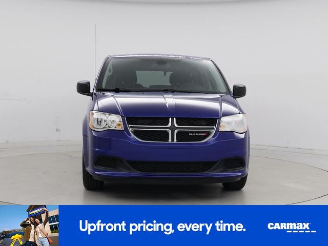 Photo of 2019 Blue Dodge Grand Caravan