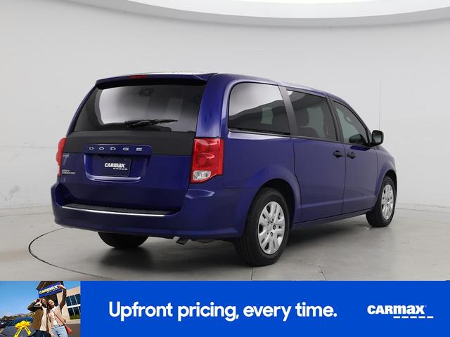 Photo of 2019 Blue Dodge Grand Caravan