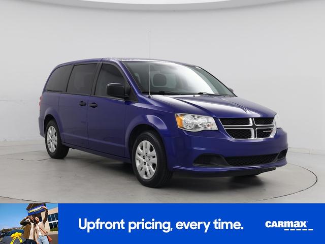 Photo of 2019 Blue Dodge Grand Caravan