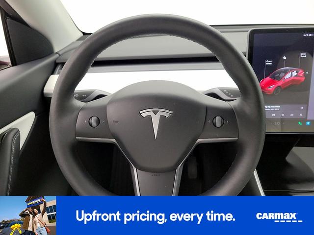Photo of 2021 Red Tesla Model Y