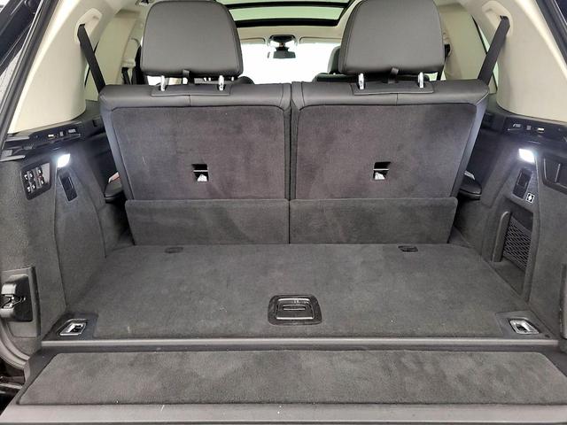 Photo of 2021 Black BMW X7