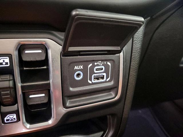 Photo of 2023 Black Jeep Wrangler