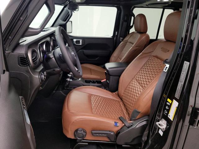 Photo of 2023 Black Jeep Wrangler