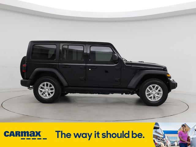 Photo of 2023 Black Jeep Wrangler