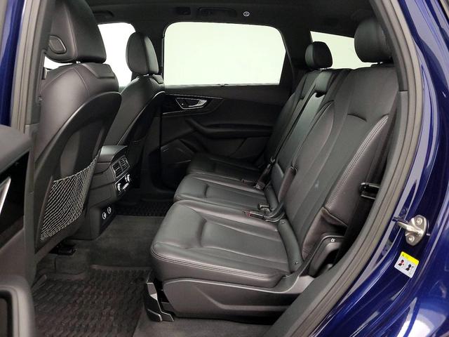 Photo of 2019 Blue Audi Q7
