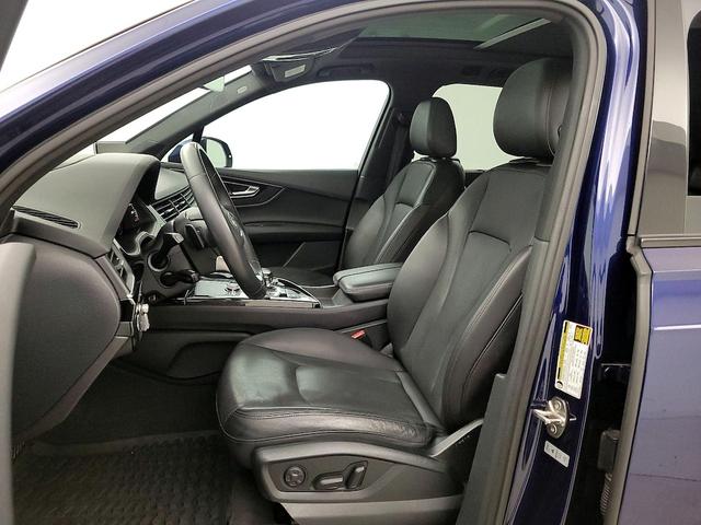 Photo of 2019 Blue Audi Q7