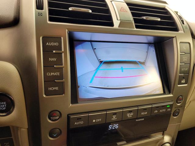 Photo of 2016 White Lexus GX 460