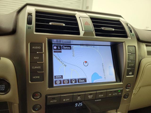 Photo of 2016 White Lexus GX 460