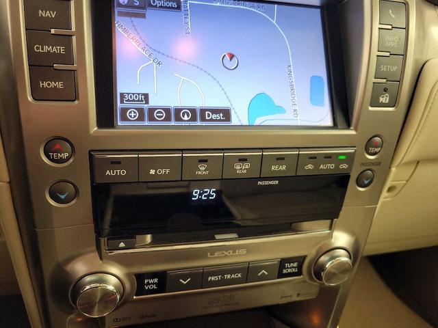 Photo of 2016 White Lexus GX 460