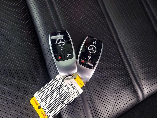 Photo of 2022 Silver Mercedes-Benz AMG E 53
