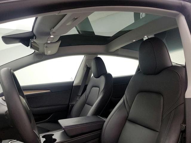 Photo of 2023 Blue Tesla Model 3