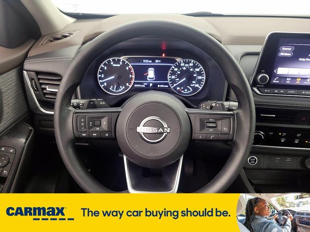 Photo of 2023 Gray Nissan Rogue