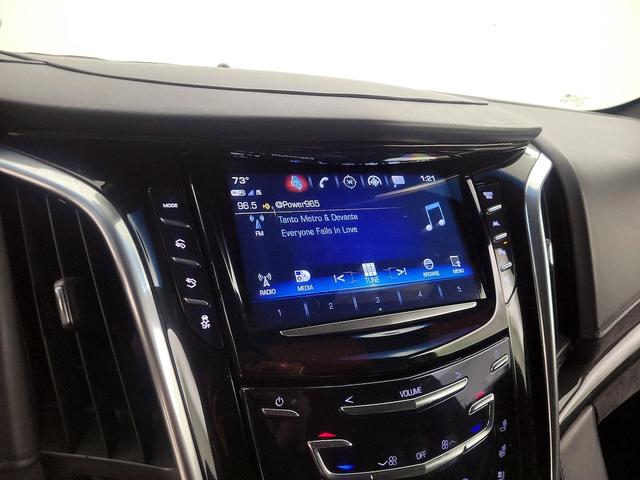 Photo of 2019 White Cadillac Escalade