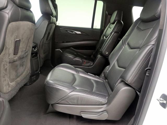Photo of 2019 White Cadillac Escalade