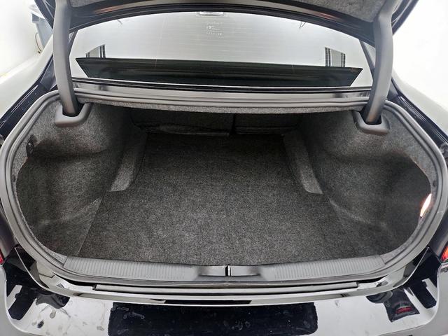 Photo of 2021 Black Dodge Charger