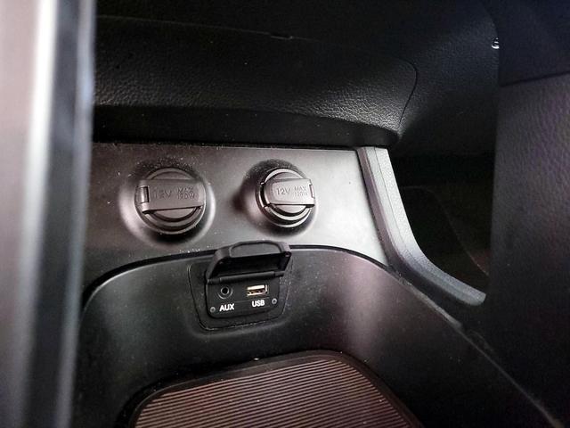 Photo of 2016 White Hyundai Santa Fe Sport