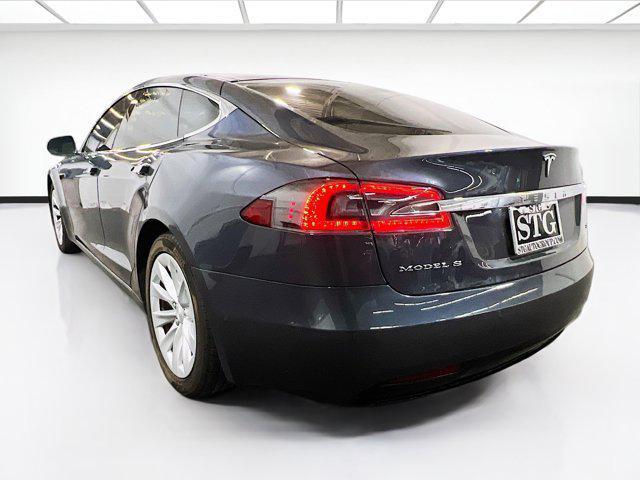 Photo of 2018 Solid Black Tesla Model S