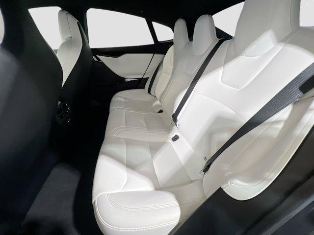 Photo of 2018 Solid Black Tesla Model S
