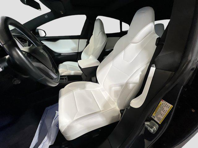 Photo of 2018 Solid Black Tesla Model S