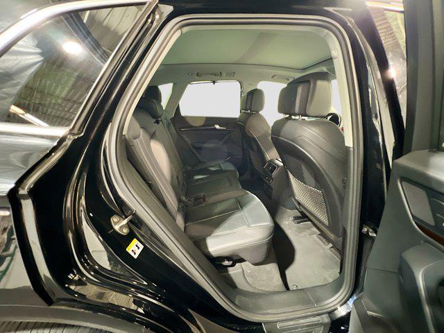 Photo of 2019 Brilliant Black Audi Q5