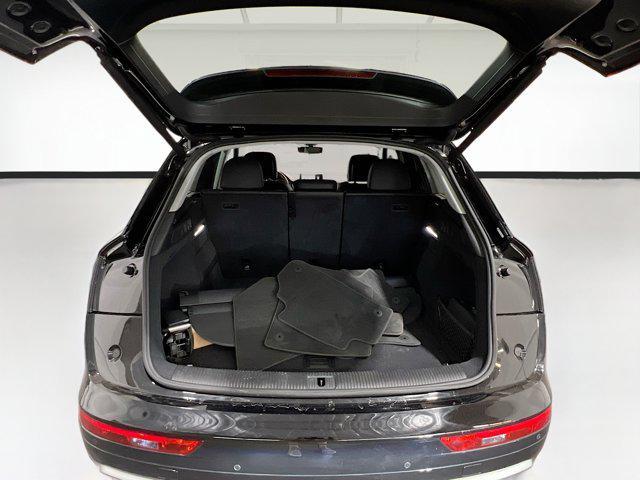 Photo of 2019 Brilliant Black Audi Q5