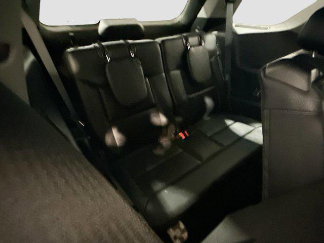 Photo of 2020 Oxford White Ford Explorer