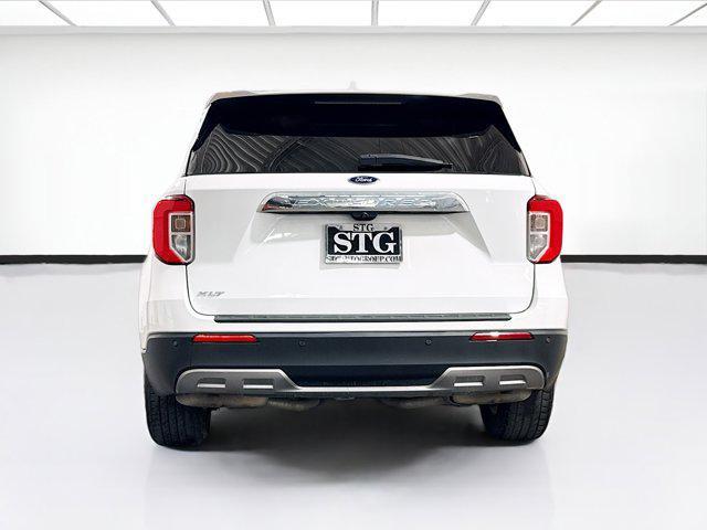 Photo of 2020 Oxford White Ford Explorer
