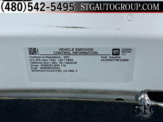 Photo of 2022 Silver Ice Metallic Chevrolet Malibu