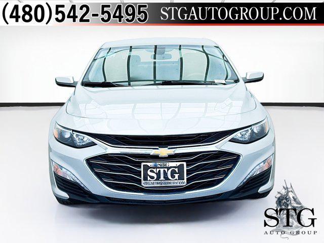 Photo of 2022 Silver Ice Metallic Chevrolet Malibu