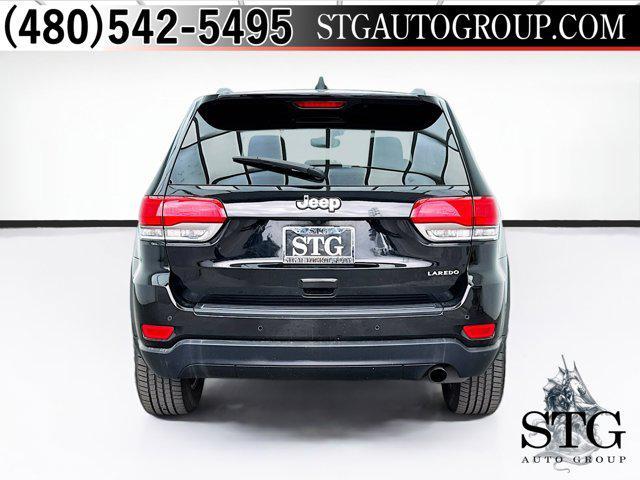 Photo of 2018 Diamond Black Crystal Pearlcoat Jeep Grand Cherokee